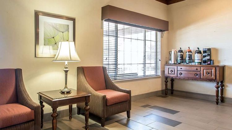 Quality Inn & Suites Lobby