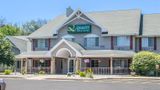 Quality Inn & Suites Exterior