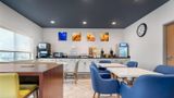<b>Quality Inn & Suites Wisconsin Dells Restaurant</b>. Images powered by <a href="https://iceportal.shijigroup.com/" title="IcePortal" target="_blank">IcePortal</a>.