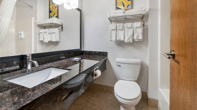 <b>Quality Inn & Suites Wisconsin Dells Room</b>. Images powered by <a href="https://iceportal.shijigroup.com/" title="IcePortal" target="_blank">IcePortal</a>.