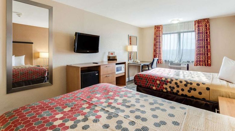 <b>Econo Lodge Room</b>. Images powered by <a href="https://iceportal.shijigroup.com/" title="IcePortal" target="_blank">IcePortal</a>.