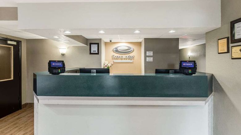 <b>Econo Lodge Lobby</b>. Images powered by <a href="https://iceportal.shijigroup.com/" title="IcePortal" target="_blank">IcePortal</a>.
