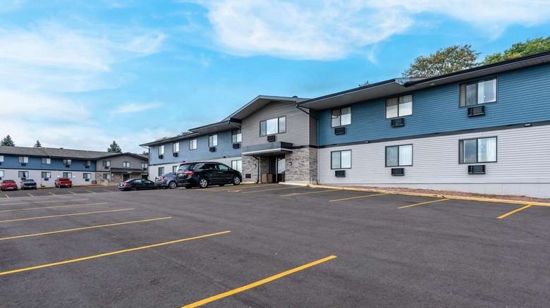 <b>Econo Lodge Exterior</b>. Images powered by <a href="https://iceportal.shijigroup.com/" title="IcePortal" target="_blank">IcePortal</a>.