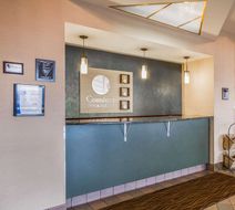Comfort Inn & Suites Madison East Lobby