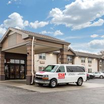 Econo Lodge Airport