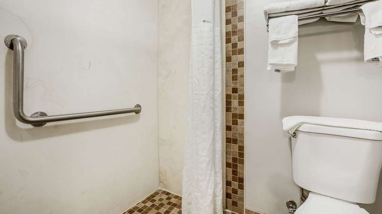 <b>Econo Lodge Airport Room</b>. Images powered by <a href="https://iceportal.shijigroup.com/" title="IcePortal" target="_blank">IcePortal</a>.