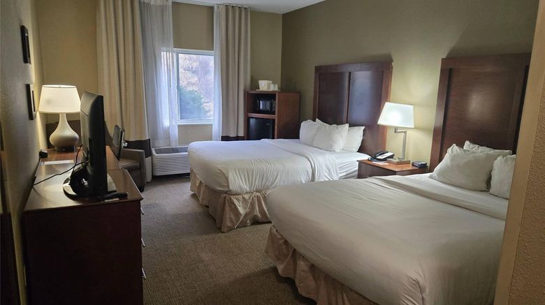<b>Comfort Inn Room</b>. Images powered by <a href="https://iceportal.shijigroup.com/" title="IcePortal" target="_blank">IcePortal</a>.