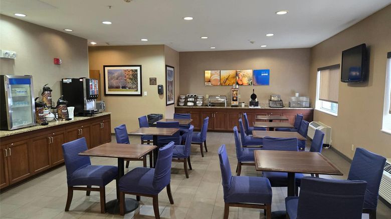 <b>Comfort Inn Restaurant</b>. Images powered by <a href="https://iceportal.shijigroup.com/" title="IcePortal" target="_blank">IcePortal</a>.