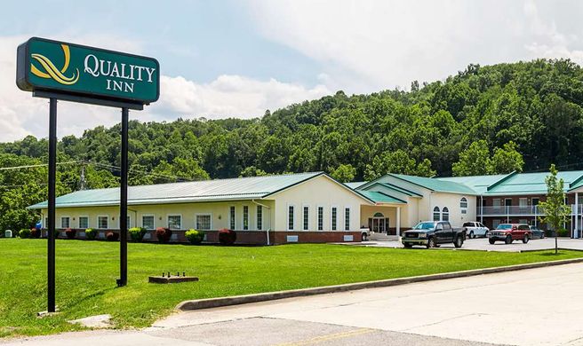 Quality Inn Weston Exterior