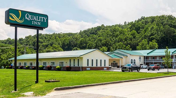 Quality Inn Weston Exterior