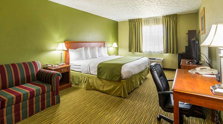 <b>Quality Inn Weston Room</b>. Images powered by <a href="https://iceportal.shijigroup.com/" title="IcePortal" target="_blank">IcePortal</a>.