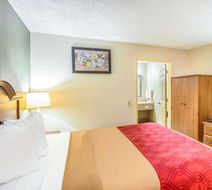 Econo Lodge Huntington Room