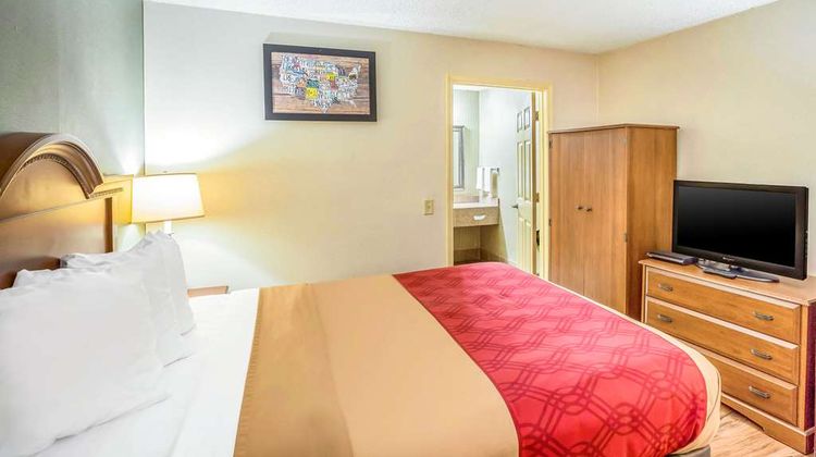 Econo Lodge Huntington Room