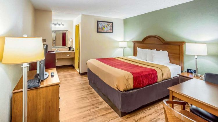 Econo Lodge Huntington Room