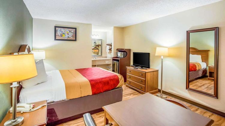 Econo Lodge Huntington Room