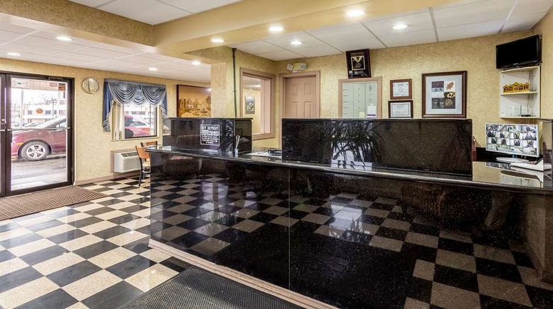 <b>Econo Lodge Morgantown Lobby</b>. Images powered by <a href="https://iceportal.shijigroup.com/" title="IcePortal" target="_blank">IcePortal</a>.