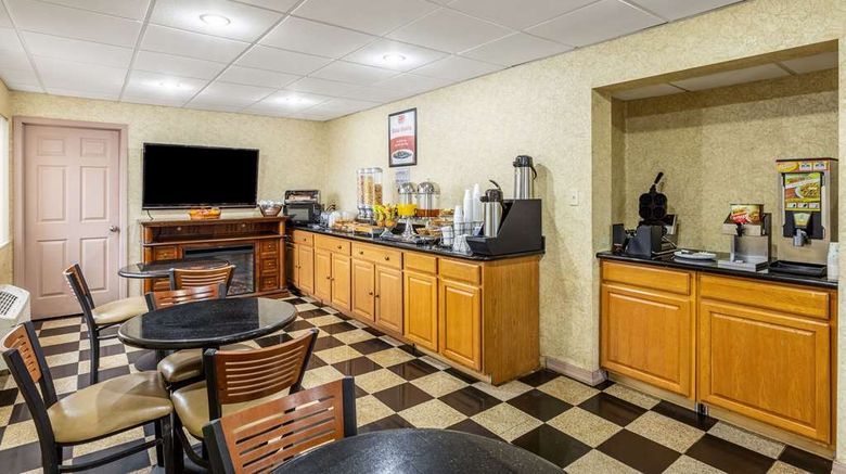 <b>Econo Lodge Morgantown Restaurant</b>. Images powered by <a href="https://iceportal.shijigroup.com/" title="IcePortal" target="_blank">IcePortal</a>.