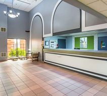 Quality Inn & Suites Kearneysville Lobby