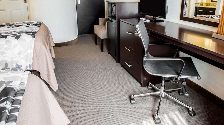 <b>Quality Inn Bridgeport-Clarksburg Room</b>. Images powered by <a href="https://iceportal.shijigroup.com/" title="IcePortal" target="_blank">IcePortal</a>.