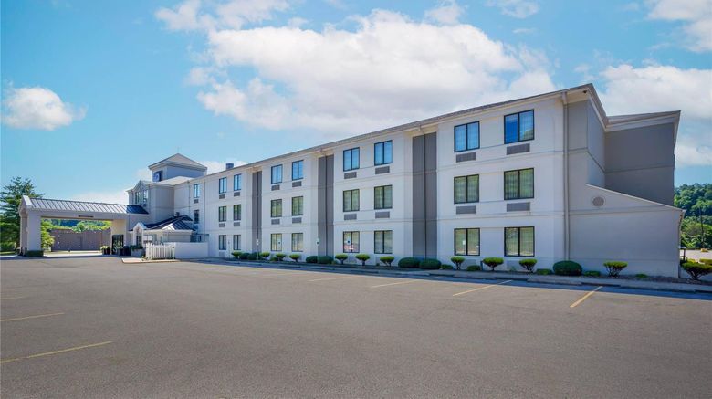 <b>Sleep Inn Exterior</b>. Images powered by <a href="https://iceportal.shijigroup.com/" title="IcePortal" target="_blank">IcePortal</a>.