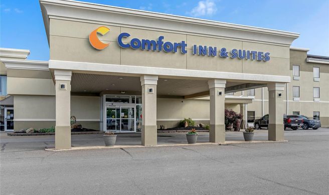 Comfort Inn - Wheeling East Exterior