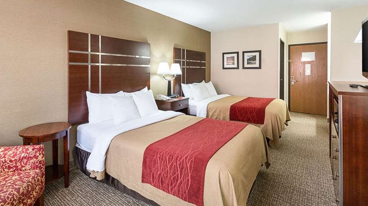 Quality Inn Parkersburg North-Vienna Room