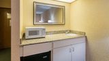 Quality Inn Parkersburg North-Vienna Suite