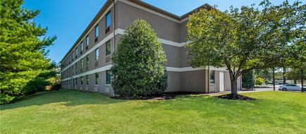Quality Inn Shepherdstown Exterior