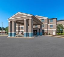 Quality Inn Shepherdstown Exterior