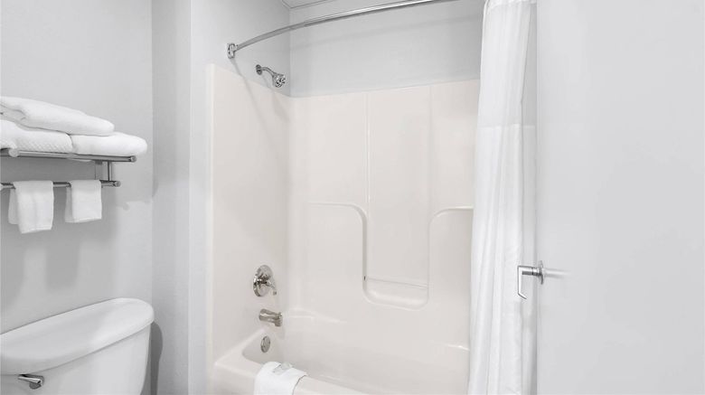 <b>Quality Inn Shepherdstown Suite</b>. Images powered by <a href="https://iceportal.shijigroup.com/" title="IcePortal" target="_blank">IcePortal</a>.