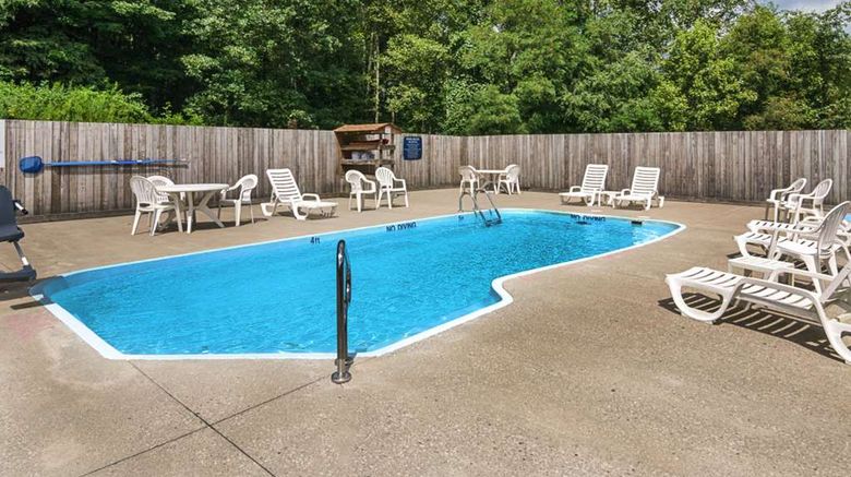 <b>Comfort Inn New River Gorge Hotel Pool</b>. Images powered by <a href="https://iceportal.shijigroup.com/" title="IcePortal" target="_blank">IcePortal</a>.