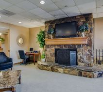 Quality Hotel & Conference Center Lobby