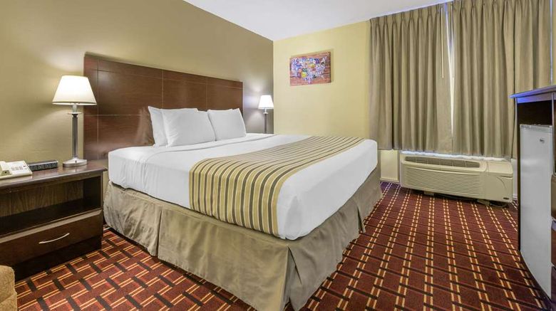 <b>Econo Lodge Inn & Suites Triadelphia Room</b>. Images powered by <a href="https://iceportal.shijigroup.com/" title="IcePortal" target="_blank">IcePortal</a>.
