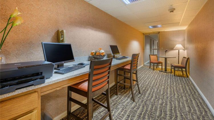 Econo Lodge Inn & Suites Triadelphia Other