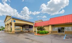 Econo Lodge Inn & Suites Triadelphia