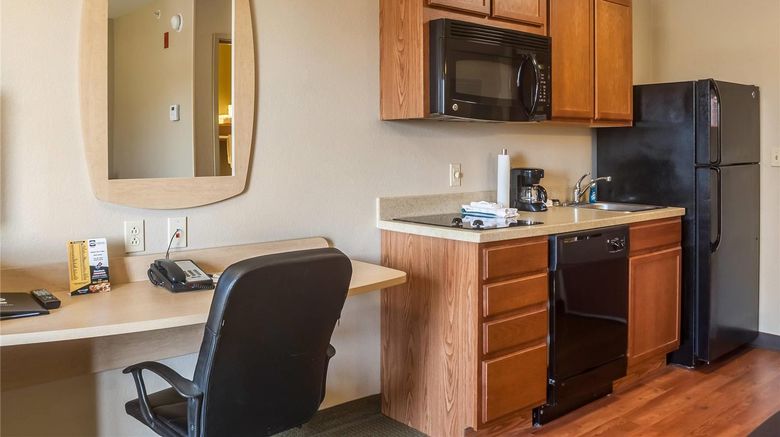 <b>Suburban Studios Wheeling - Triadelphia Room</b>. Images powered by <a href="https://iceportal.shijigroup.com/" title="IcePortal" target="_blank">IcePortal</a>.