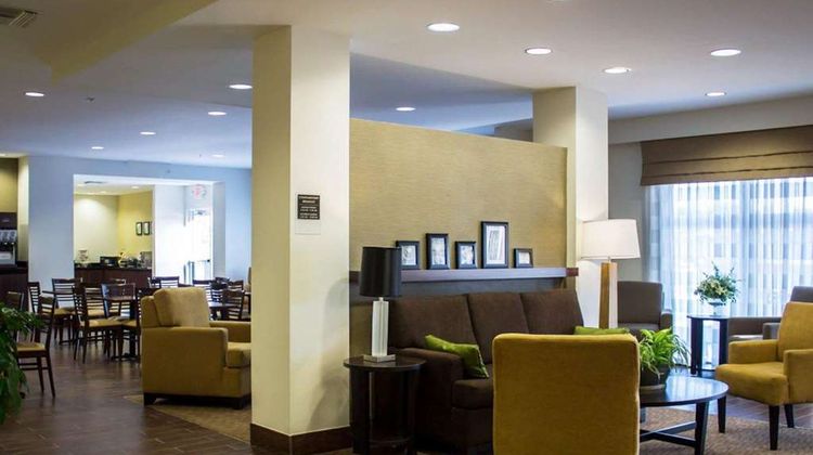 Sleep Inn & Stes Lobby