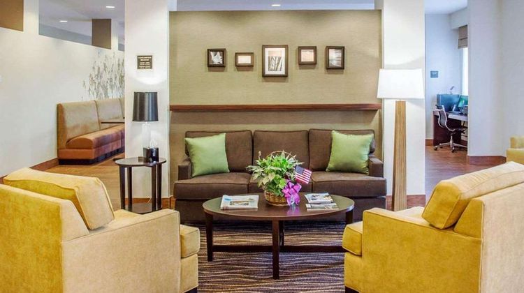 Sleep Inn & Suites Parkersburg Lobby