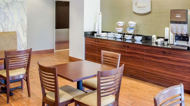 Sleep Inn & Suites Parkersburg Restaurant