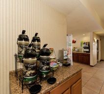 Quality Inn Spring Mills - Martinsburg N Lobby