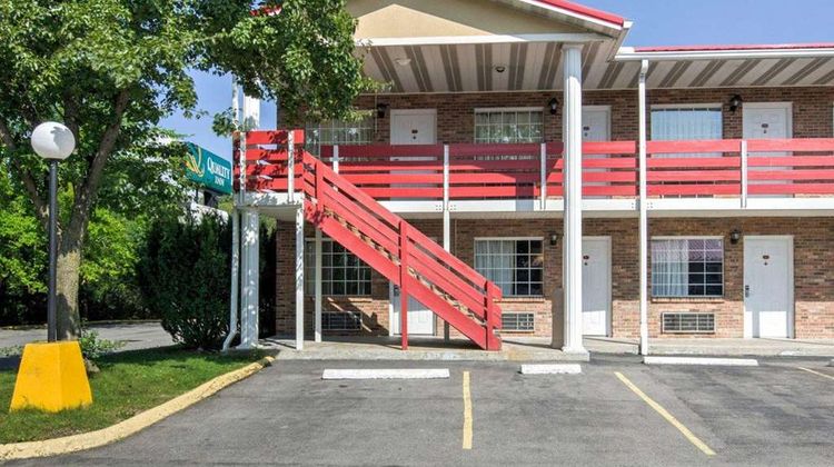 Quality Inn Exterior