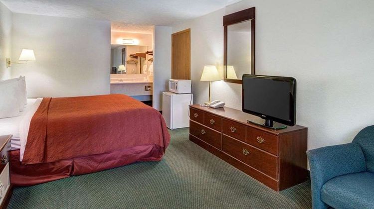 Quality Inn Room