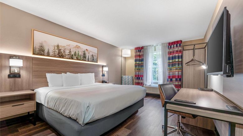 <b>Quality Inn Morgantown Room</b>. Images powered by <a href="https://iceportal.shijigroup.com/" title="IcePortal" target="_blank">IcePortal</a>.