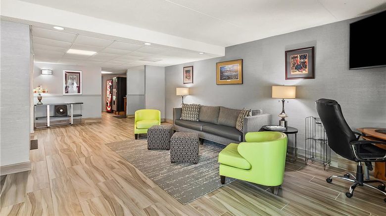 <b>Quality Inn Harpers Ferry Lobby</b>. Images powered by <a href="https://iceportal.shijigroup.com/" title="IcePortal" target="_blank">IcePortal</a>.