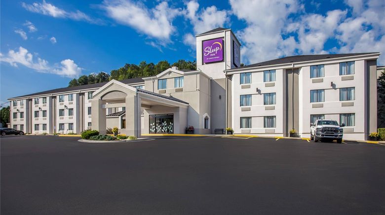 <b>Sleep Inn Charleston North Exterior</b>. Images powered by <a href="https://iceportal.shijigroup.com/" title="IcePortal" target="_blank">IcePortal</a>.
