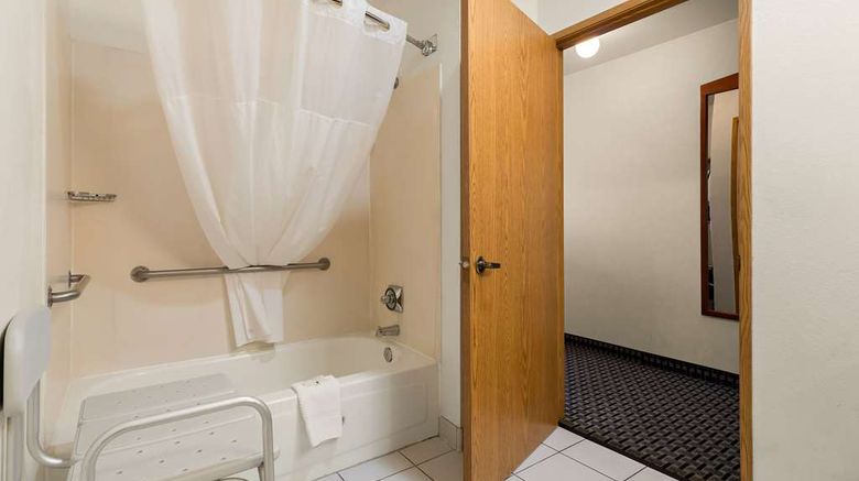 <b>Quality Inn Cheyenne Room</b>. Images powered by <a href="https://iceportal.shijigroup.com/" title="IcePortal" target="_blank">IcePortal</a>.