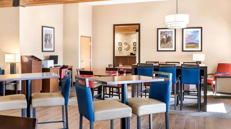 <b>Comfort Inn-Buffalo Bill Village Resort Restaurant</b>. Images powered by <a href="https://iceportal.shijigroup.com/" title="IcePortal" target="_blank">IcePortal</a>.