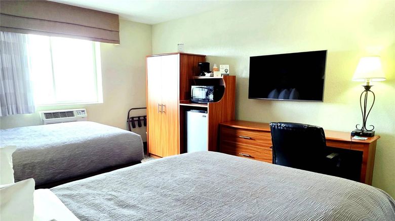 <b>Quality Inn Gillette Room</b>. Images powered by <a href="https://iceportal.shijigroup.com/" title="IcePortal" target="_blank">IcePortal</a>.