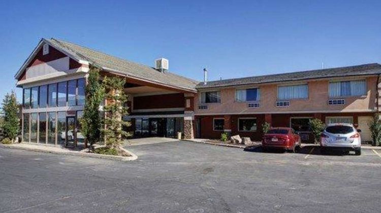 Quality Inn Exterior