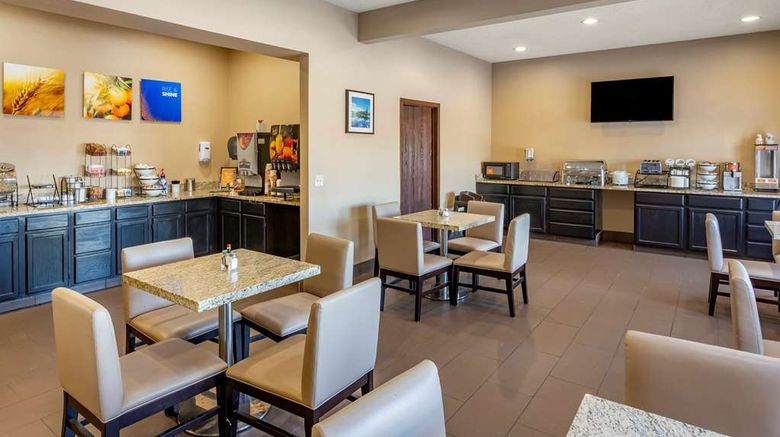 <b>Comfort Inn Evanston Restaurant</b>. Images powered by <a href="https://iceportal.shijigroup.com/" title="IcePortal" target="_blank">IcePortal</a>.